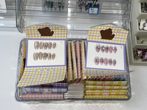 【MYSTERY ENVELOP】 $3.99 Flash Sale 1 Envelop=1 Random Press On Nail Set(Random shipment, no color specified ) 【MYSTERY ENVELOP】 $3.99 Flash Sale 1 Envelop=1 Random Press On Nail Set(Random shipment, no color specified )