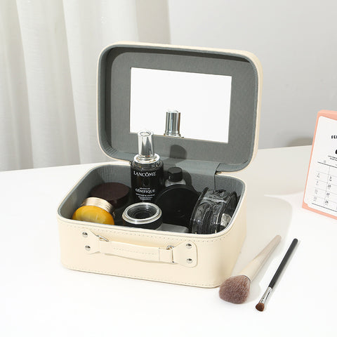Cute Makeup Box (Strong Box/Gift Box/Suitcase) Cute Makeup Box (Strong Box/Gift Box/Suitcase)